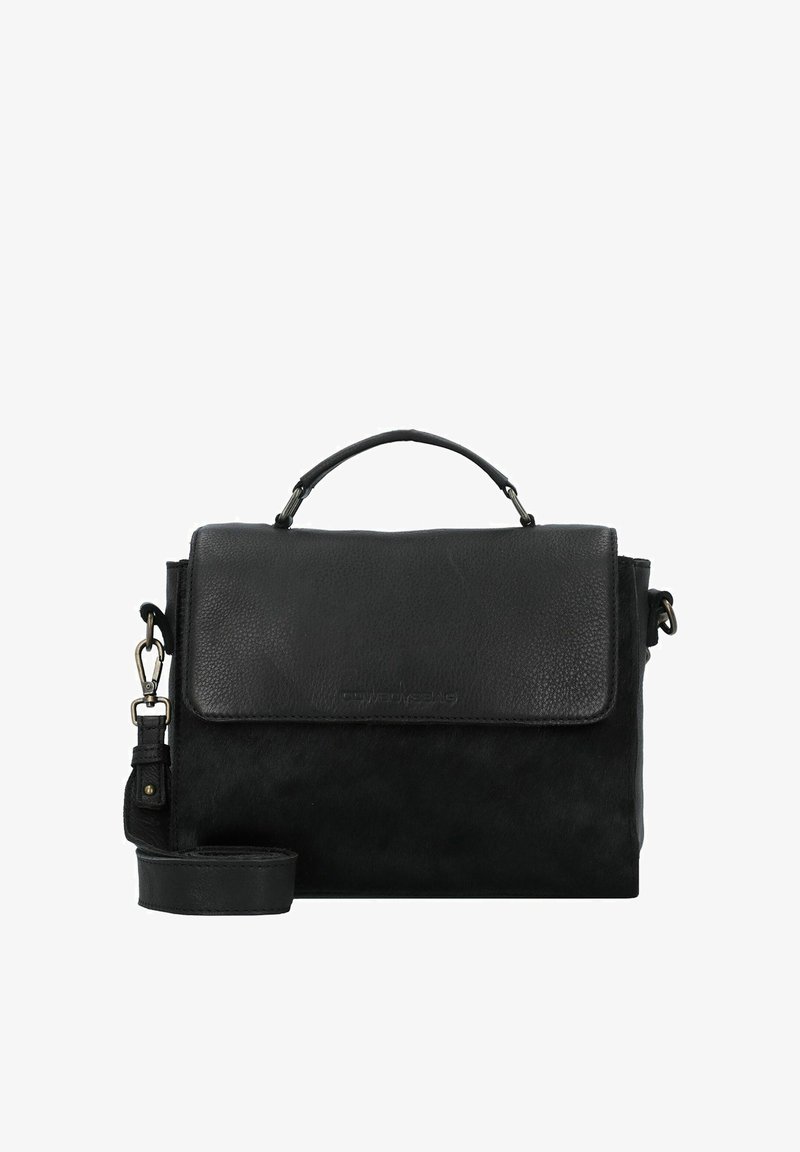 Zwarte leren tas met een structuurover oppervlak, voorzien van een handvat aan de bovenkant, een verstelbare schouderband en een klep sluiting. Minimalistisch ontwerp.