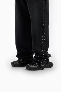 FAVELA RIVET UNISEX - Bő szabású farmernadrág - black