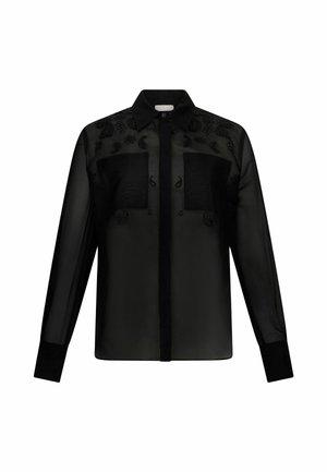 Zwarte transparante blouse met lange mouwen, knoopsluiting aan de voorkant, twee borstzakken en bloemenborduursel op de schouderpartij. Glad textuur en getailleerde pasvorm.