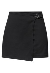 Minifalda negra de tela lisa, con diseño cruzado y cierre lateral con hebilla metálica negra y broche a presión.