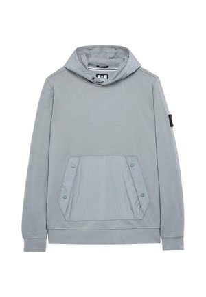 Hellgrauer Hoodie mit doppellagiger Kapuze, gerippten Bündchen und einer großen Fronttasche mit Druckknöpfen und strukturiertem Akzent.