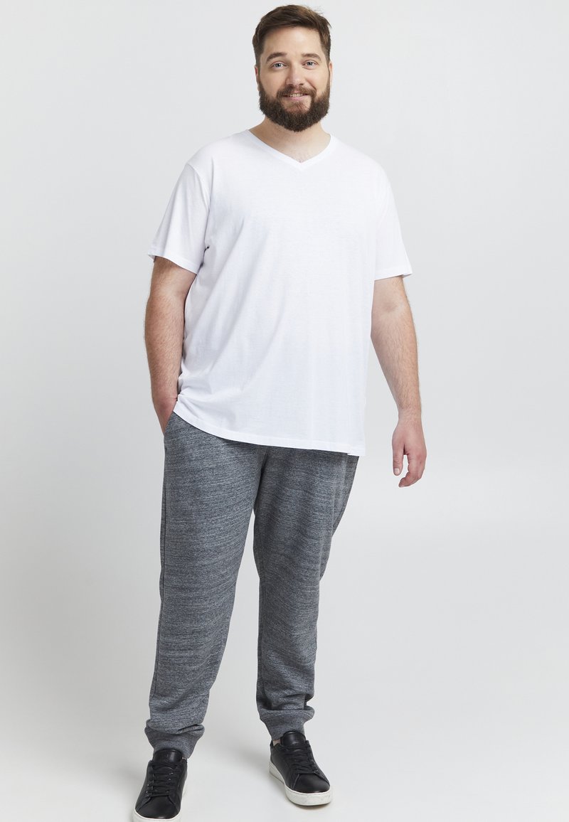 Herren Trainingsanzüge | Blend BT LELNO Jogginghose pewter mix/grau - LO15905 Herren Trainingsanzüge | Blend BT LELNO Jogginghose pewter mix/grau - LO15905