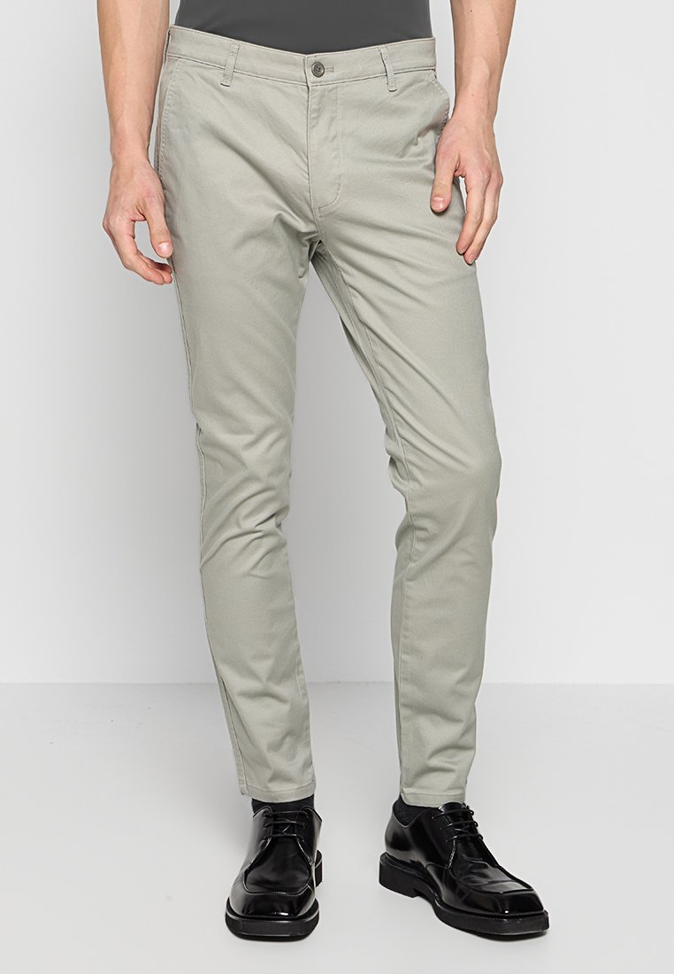 Dockers Chino lichtgrijs Dockers Chino lichtgrijs