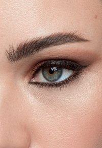 Code8 ARCH REALIST BROW DEFINING PENCIL brązowy