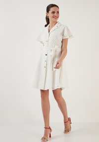 LELA REGULAR FIT - Juhlamekko - ecru