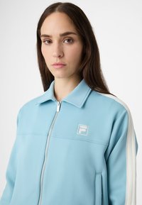 Fila COMO BOXY TAPED  - Vetoketjullinen college - tourmaline