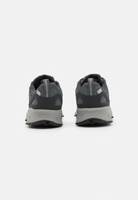 Columbia PEAKFREAK™ II OUTDRY™ - Hiking shoes - graphite/salmon rose