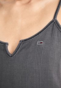 Tommy Jeans - Sukienka etui