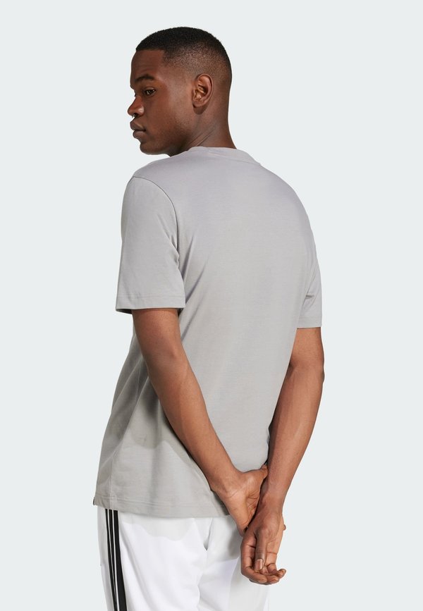 LOUNGE GRAPHIC POCKET - Basic T-shirt3