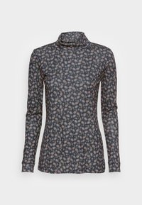 Långärmad polokrage topp i mörk tyg med ett paisleymönster i rosa och blått. Mjuk textur, figurnära design och hög hals.