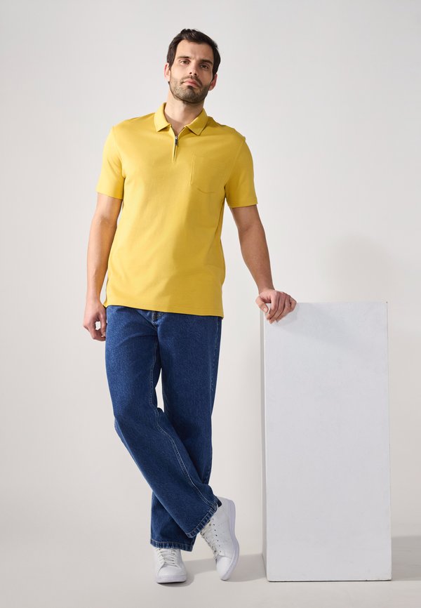 Polo shirt - sauterne4