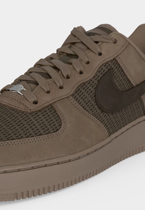 Nike AIR FORCE 1 07 LV8 - Trainers - brown/dark hazel/metallic silver-coloured — foto 7