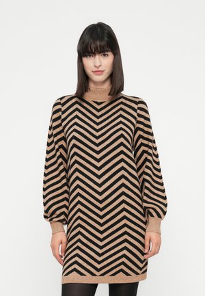 ONLJULIA HIGHNECK PATTERN DRESS - Strikkjoler - toasted coconut