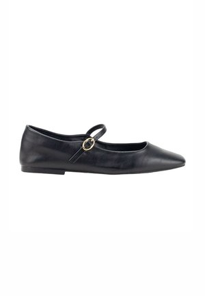Bailarinas de cuero negro con diseño de punta, correa en el tobillo con un acento circular dorado y suela plana. Texture suave.
