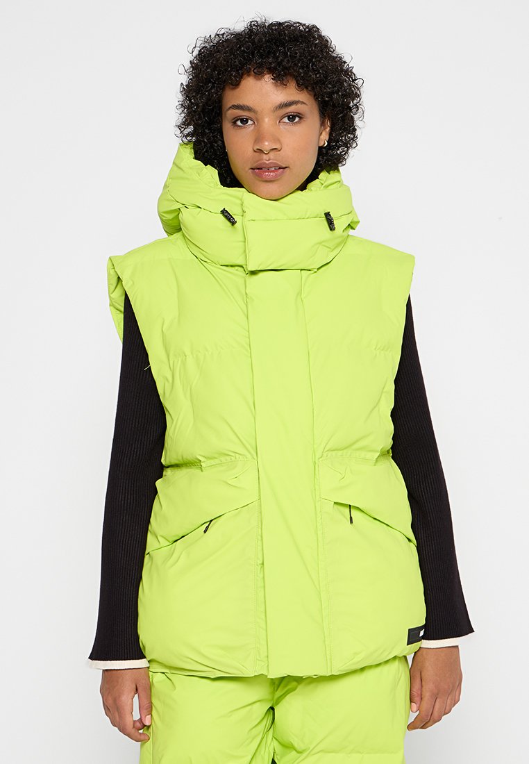 Rains Bodywarmer lichtgroen