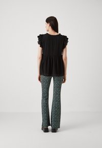 ONLY MATERNITY OLMEMMERY - Blúzka - black