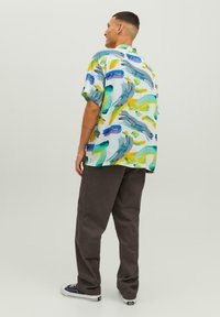JACK & JONES Jordiego Resort Shirt Ss Smu Men's Jordiego Resort Shirt