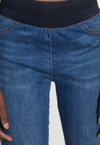 Freequent SHANTAL BROKEN - Jeggings - medium blue