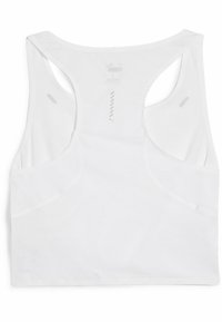 Hvid atletisk tanktop med et tekstureret, åndbart stof, racerback-design og minimalistiske detaljer. Logoet vises nederst til venstre.