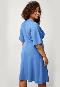 Ellos Plus collection Hverdagskjole - blau