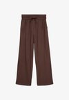 VMCAIA WIDE NOOS - Pantalones - chocolate martini
