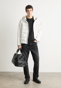 BOSS CLOUD - Vinterjacka - white