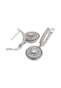 Orecchini a goccia in argento con disegni circolari, pietre centrali trasparenti, circondate da cristalli più piccoli e dettagli geometrici neri.