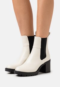 ONLY SHOES Botki na platformie