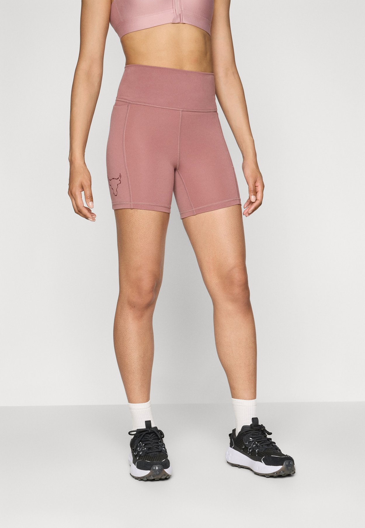 MIDDIE SHORT