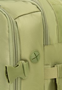 WITTCHEN CABIN - Malý batoh  - green