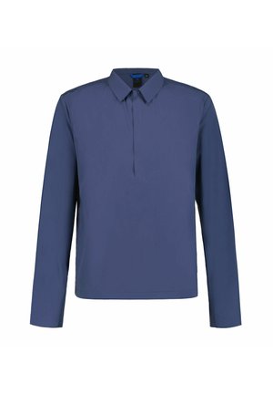 Granatowa koszula męska z długim rękawem, z ostro zakończonym kołnierzem i ukrytą listwą z guzikami, prezentowana na białym tle.