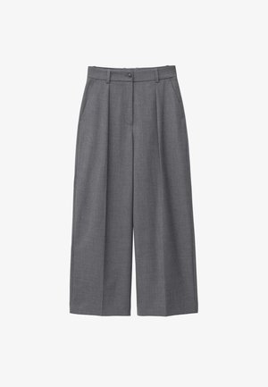 Graue weit geschnittene Hosen aus glattem Stoff, mit hoher Taillierung, Falten, Knopfverschluss und Seitentaschen. Minimalistisches Design.