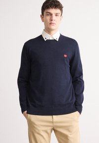 HUGO - SAN CASSIUS - Jumper - navy Thumbnail Image 1