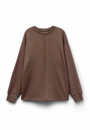 Bruine sweatshirt met een ronde hals, lange mouwen en een zachte textuur. Beschikt over een naaddetail in het midden en ribgebreide manchetten en zoom.