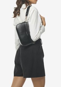 Miriade TINKERBELL - Bolso de mano - nero