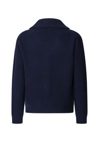 Maglione lavorato a maglia blu navy con texture a coste, maniche lunghe e un ampio colletto, visto da dietro con orlo dritto.