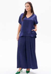 blue shadow Maxirok - granatowy