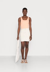 GAP TANK - Top - peach