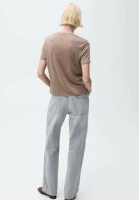Mango Jednoduché tričko - light brown