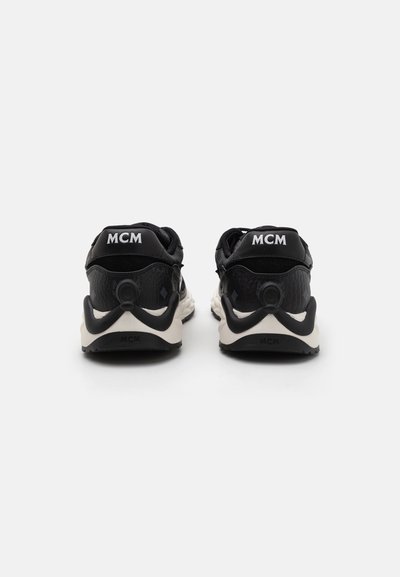 MCM SKYWANDER  - Sportcipő - black
