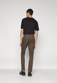 Jack & Jones JPSTMARCO JJDAVE NOOS - Chino - wren