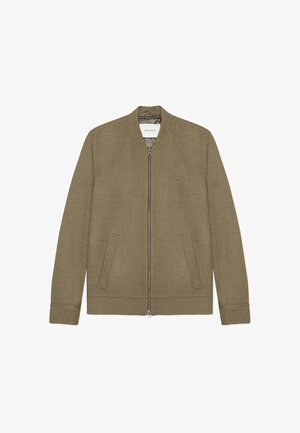 Kurtka bomber w kolorze oliwkowej zieleni wykonana z teksturowanej tkaniny, wyposażona w przedni zamek, dwie boczne kieszenie, ściągacze na rękawach oraz okrągły kołnierz.