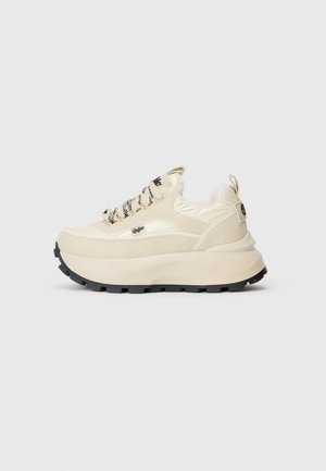 MANHATTEN - Sneakers basse - cream
