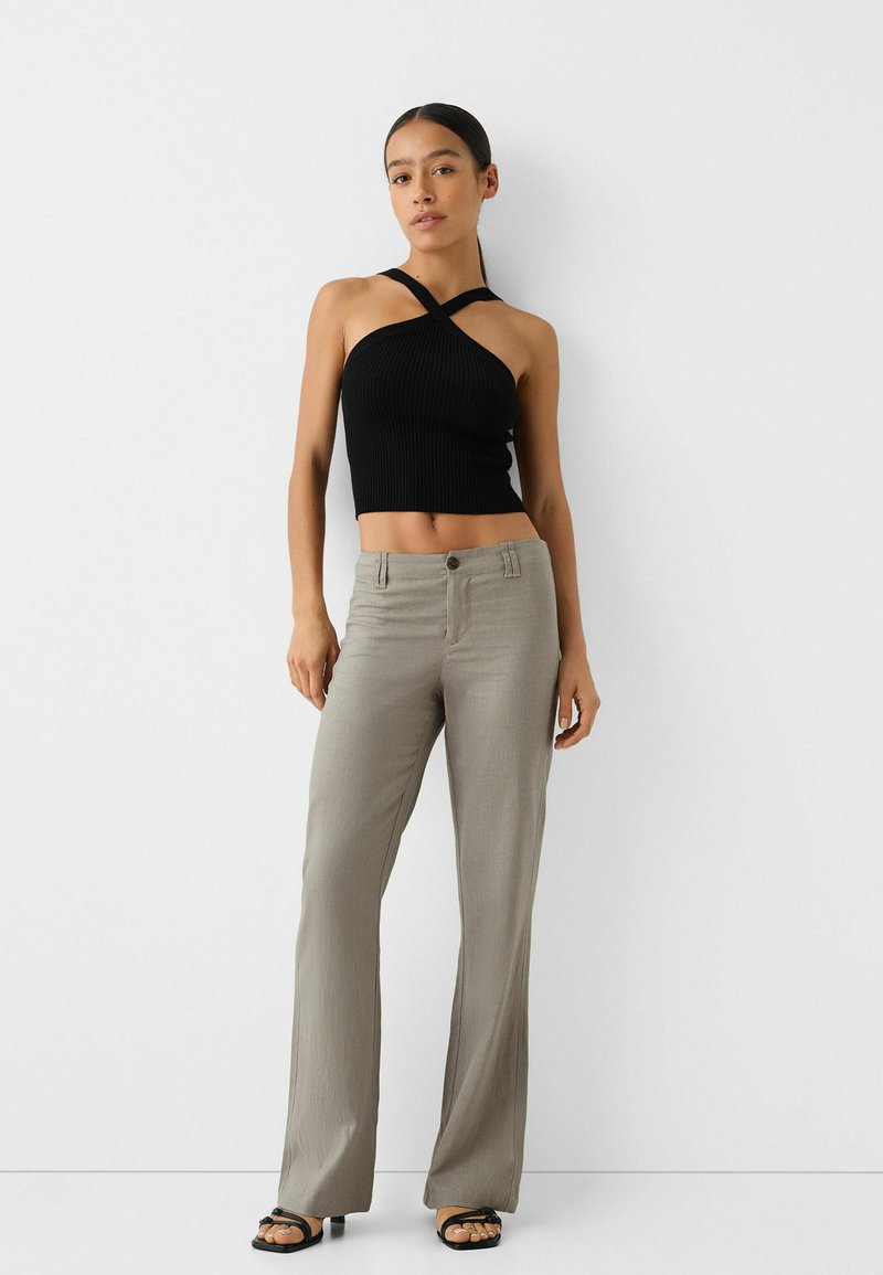 Bershka Broek kaki Bershka Broek kaki