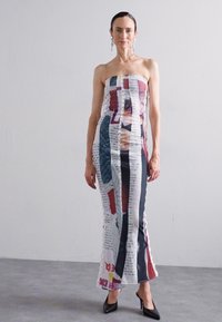 Sinead Gorey VANITY COVER EYELET UP DRESS - Džersejové šaty - white