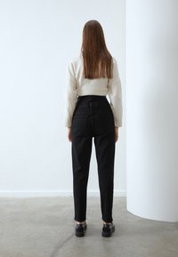 Anna Field MAMA Mammajeans - black denim