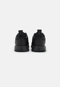 adidas Sportswear MULTIX UNISEX - Tossud - core black
