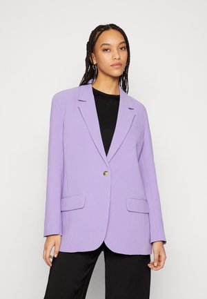 TAIRA HEDVIG - Cappotto corto - purple