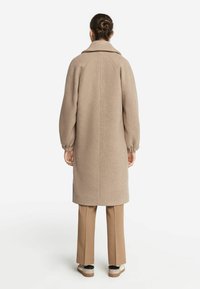 Falconeri - Klasyczny płaszcz