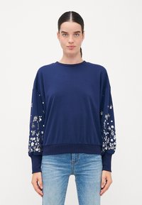 ONLY Tall ONLBROOKE FOIL O NECK - Φούτερ - naval academy/silver-colored